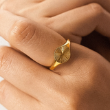 Mateo Modern Signet Ring