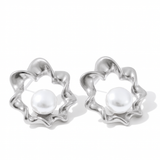 Hallow Twisted Pearl Earrings