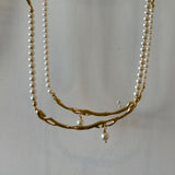 Classic pearl necklace