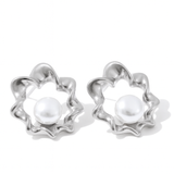 Hallow Twisted Pearl Earrings